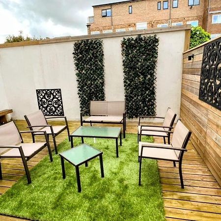 Surbiton Luxury Garden House 19 Villa Dış mekan fotoğraf
