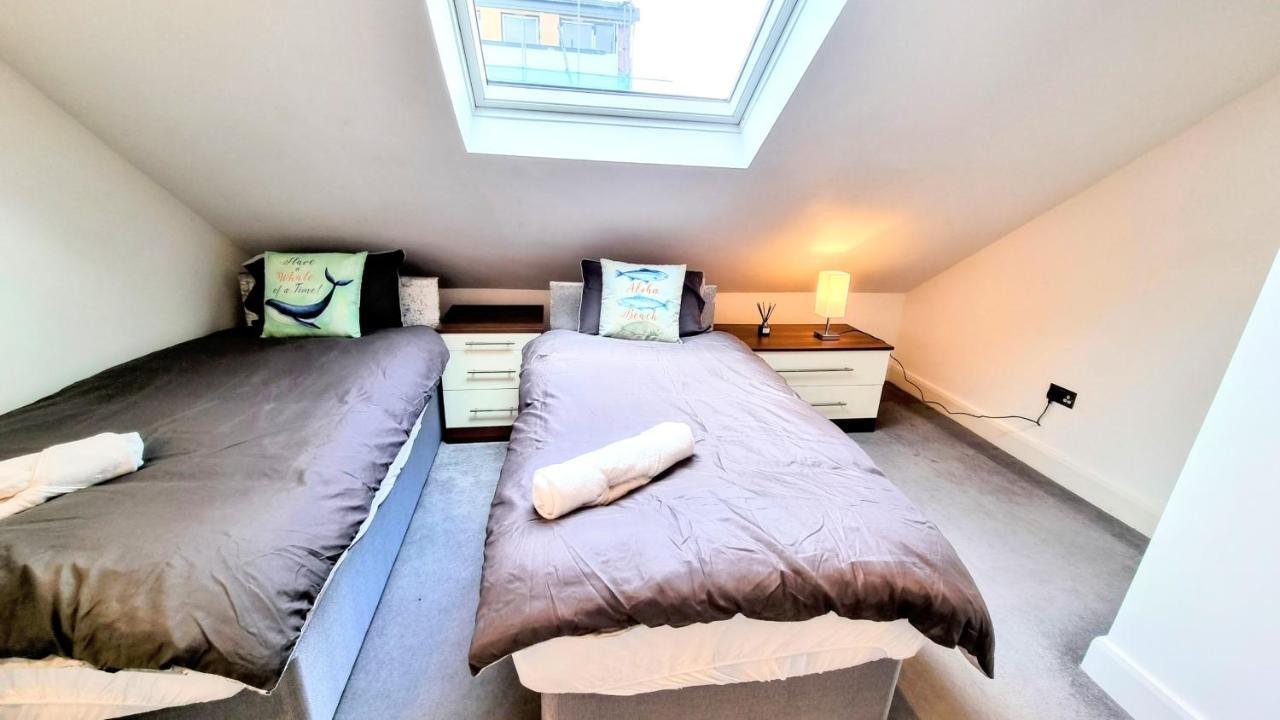 Surbiton Luxury Garden House 19 Villa Dış mekan fotoğraf