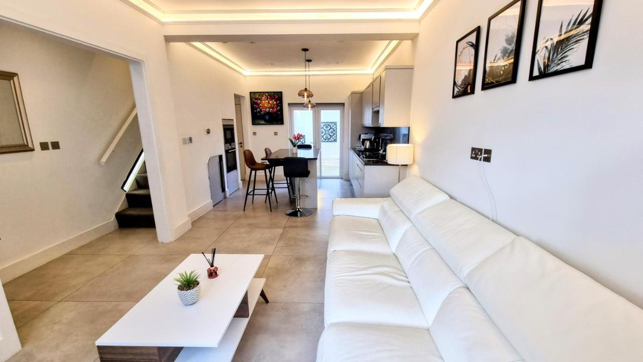 Surbiton Luxury Garden House 19 Villa Dış mekan fotoğraf