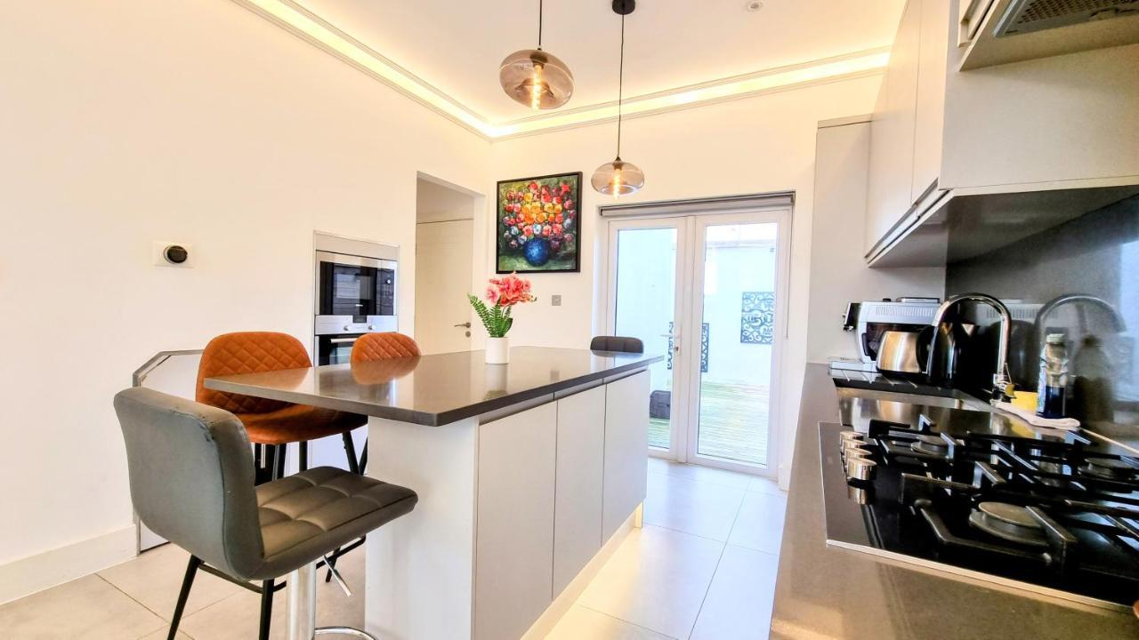 Surbiton Luxury Garden House 19 Villa Dış mekan fotoğraf